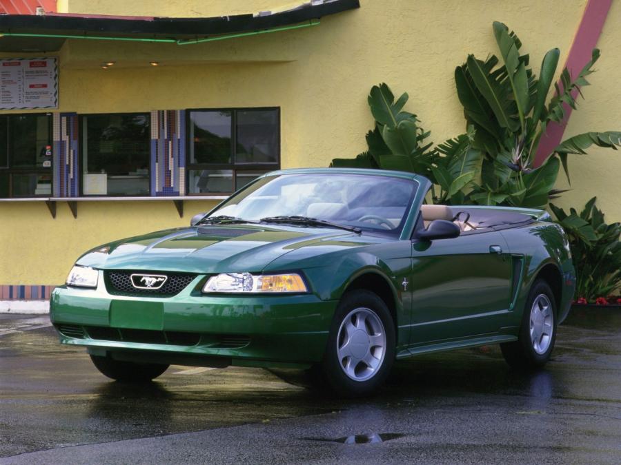  Ford Mustang GT Convertible 1999 года  (фото 72 из 74)
